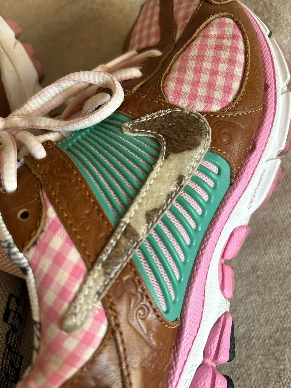Nike Zoom Vomero 2010 Doernbecher Claire Logue 437535-200 8.5